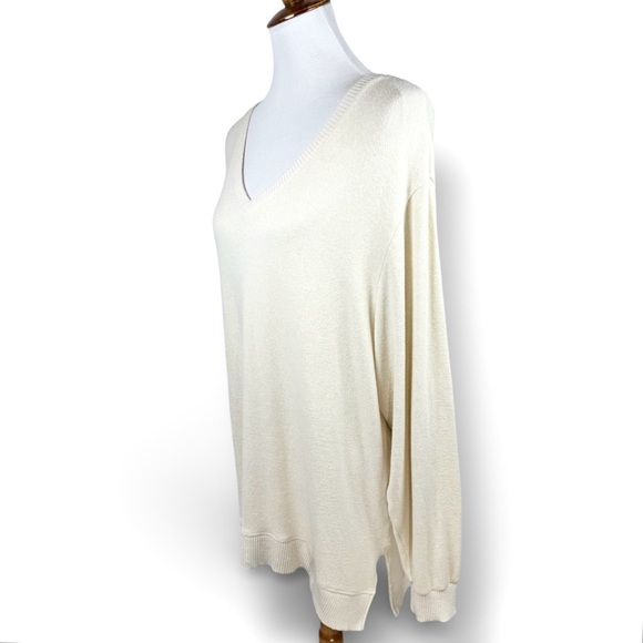 Anthropologie Cream V Neck Long Sleeve Fleece Sweater L - Picture 8 of 13